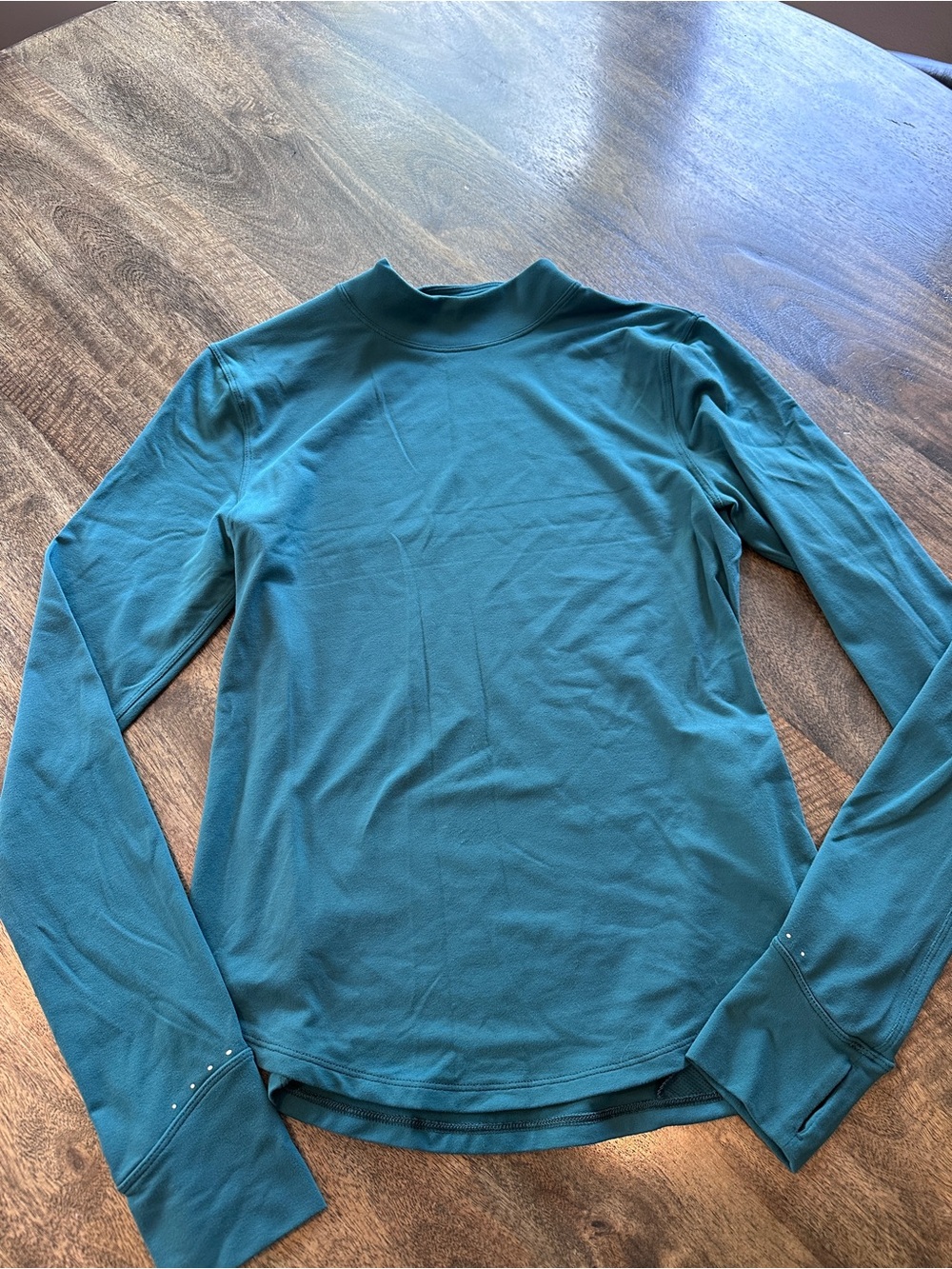 Lululemon long sleeve run top 6